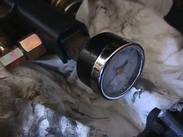 Name:  fuel rail pressure test gauge.JPG
Views: 1247
Size:  23.5 KB