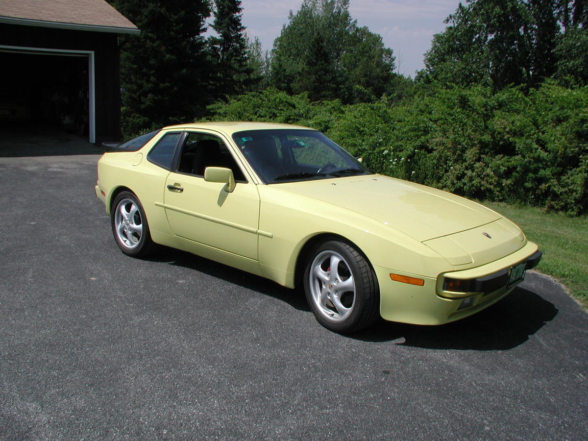 Name:  Porsche 944 1987.jpg
Views: 8230
Size:  199.0 KB