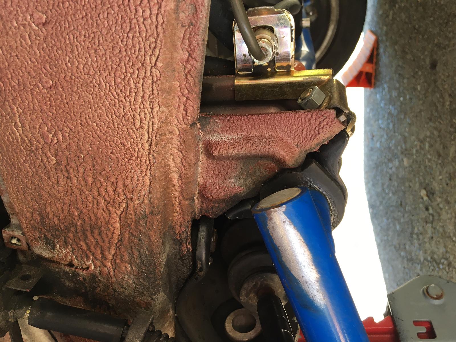 How to repair a broken front sway bar bracket? Rennlist Porsche Discussion Forums