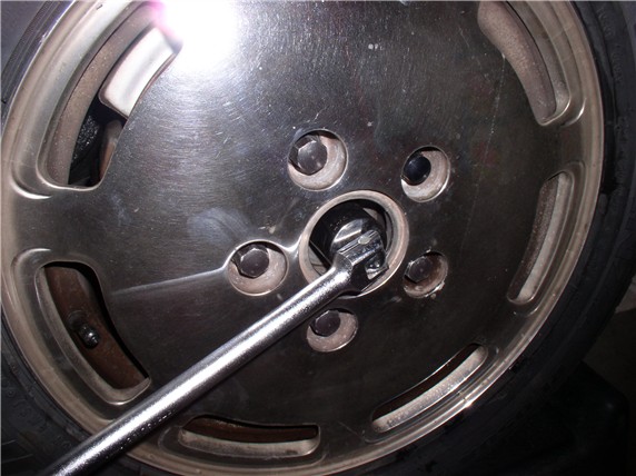 Name:  1 Wheel nut.jpg
Views: 2709
Size:  69.1 KB