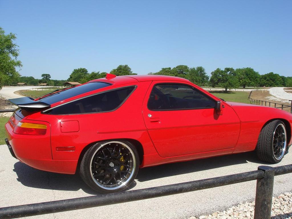 Official Random 928 Picture Thread Post A New 928 Pic Or Stay Out