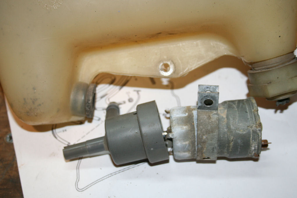 Washer Fluid Tk Clean, Remove Rusty Fittings, Pump repair - Rennlist