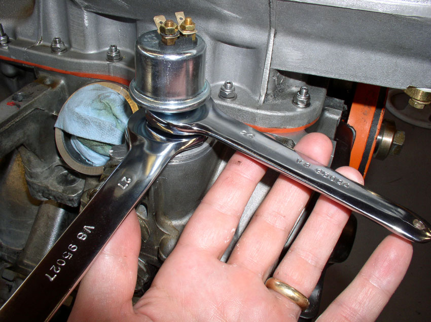 how to replace oil pressure sensor