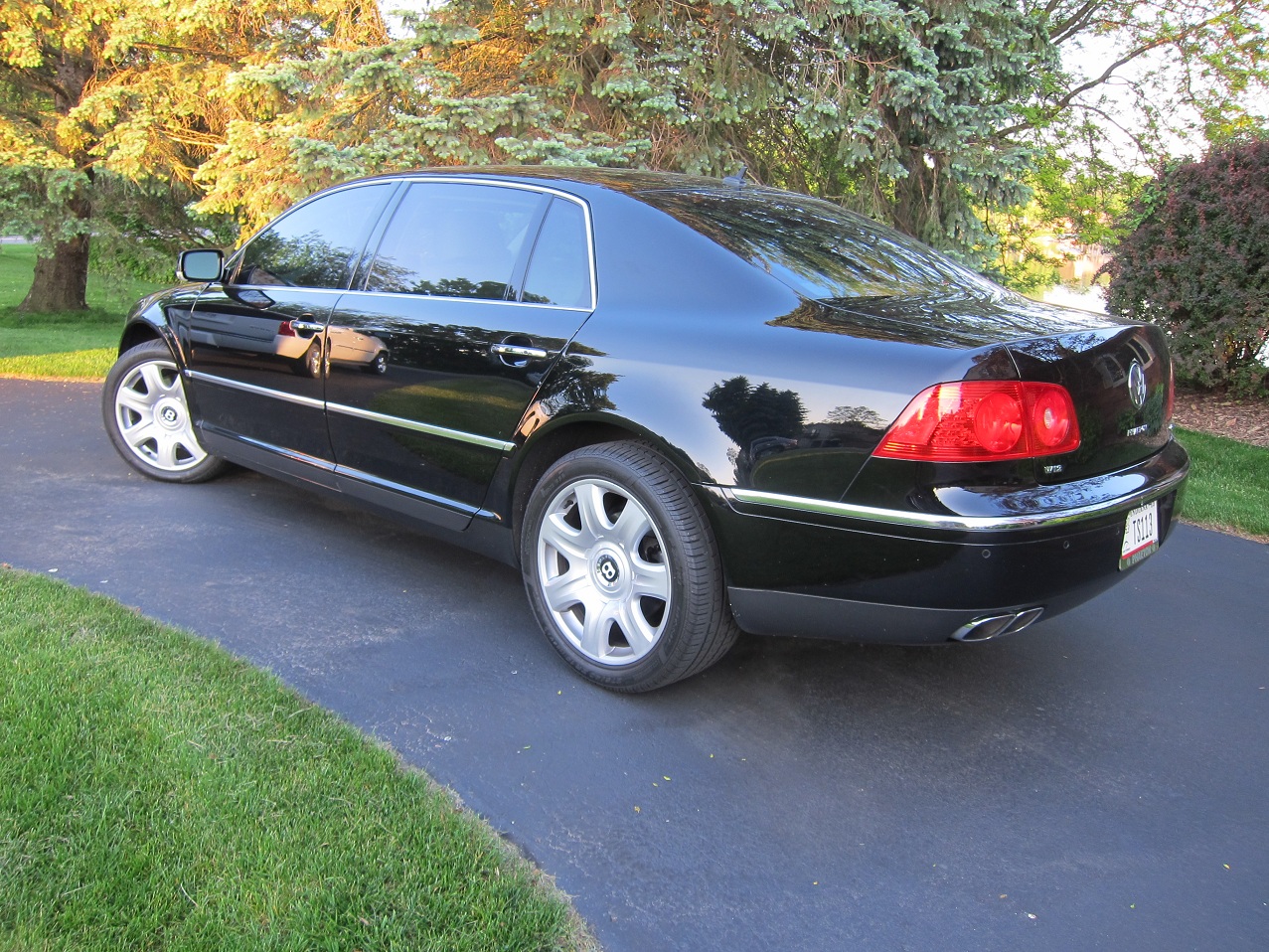 Name:  Phaeton with Bentleys.jpg
Views: 159
Size:  606.6 KB