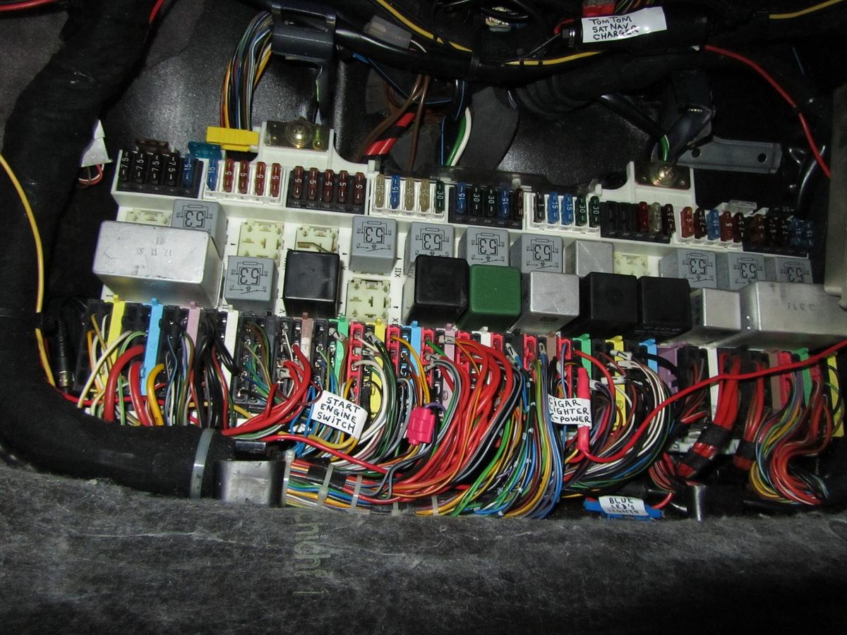 Name:  IMG_0968-0.33-CE-panel-before-any-relay-and-fuse-changes-apart-from-fuse-33-from-25A-to-10A-2011.jpg
Views: 6237
Size:  181.3 KB