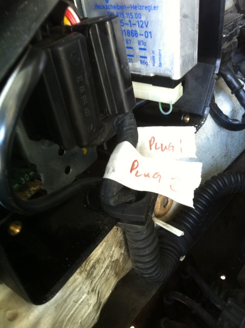 Name:  Labels at Fuse Box Plug.JPG
Views: 268
Size:  109.1 KB