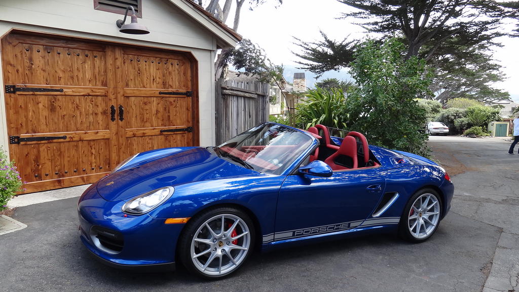 My Aqua Blue Metallic/Carrera Red '12 Spyder - Tale of a custom order