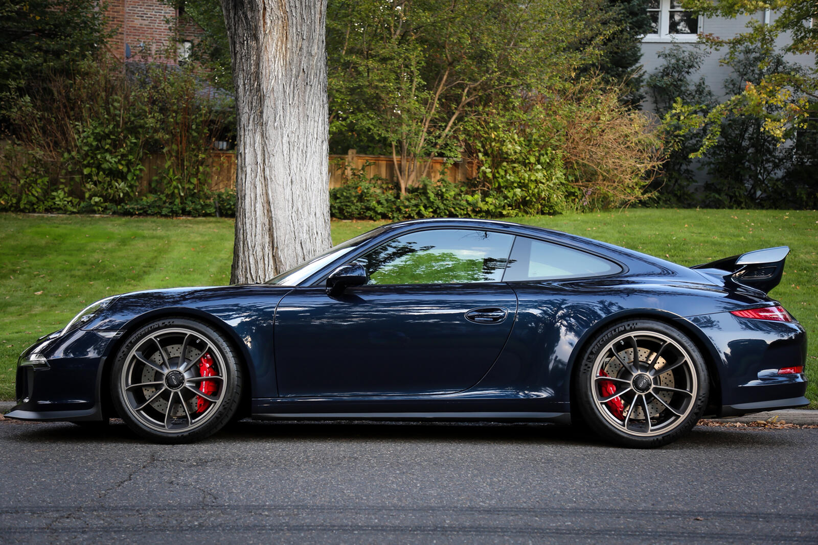 i-m-in-love-with-dark-blue-metallic-991-1-gt3-s-show-them-if-you-got