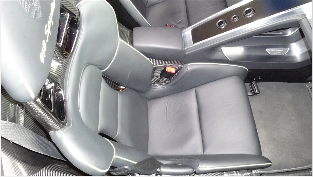 GT3, GT2, GT4 (918) Lightweight Bucket (LWB) Seats adjustable lumbar support