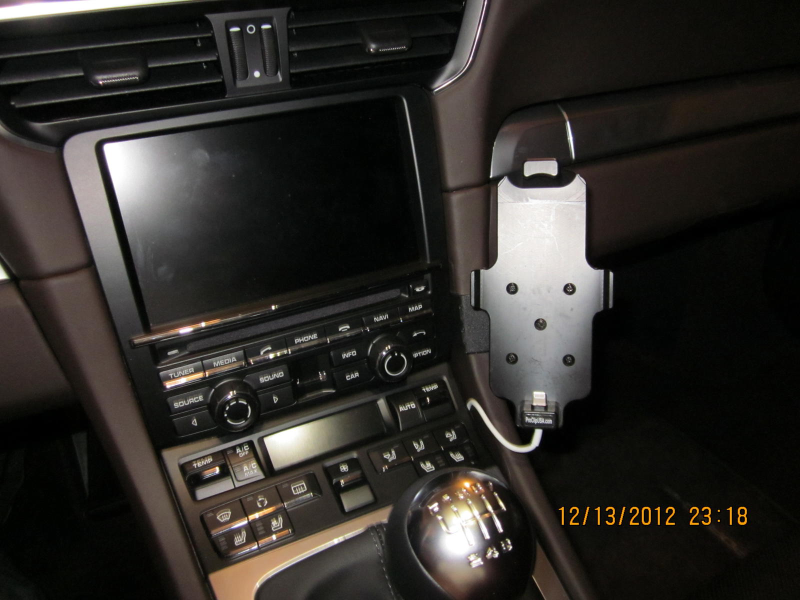 Where to put the cell phone???? - Rennlist - Porsche Discussion Forums