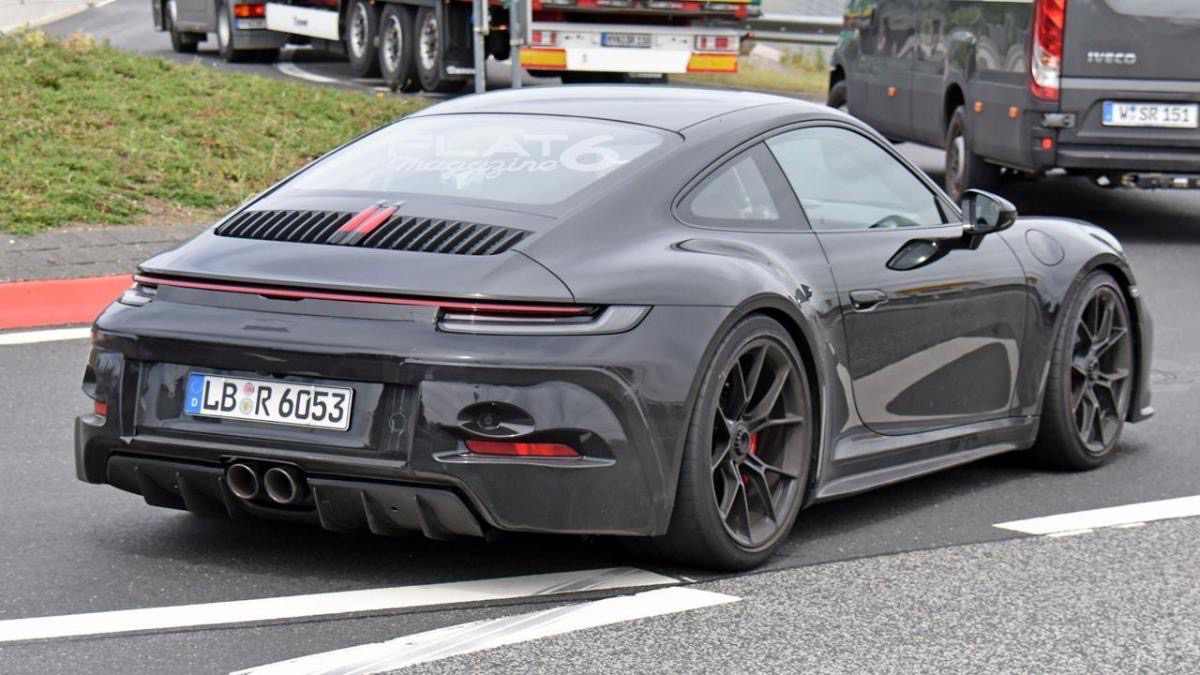 Porsche 992 gt3 touring