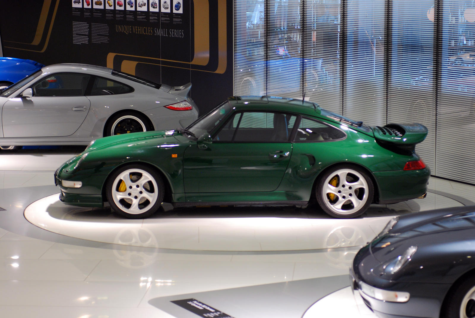 993 Turbo S on display in Stuttgart - Rennlist - Porsche Discussion Forums