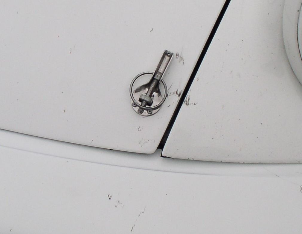 Anyone Know How to Install Hood Pins On A porsche? - Page 2 - Rennlist -  Porsche Discussion Forums