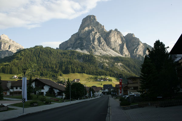 Name:  Corvara.jpg
Views: 210
Size:  67.5 KB