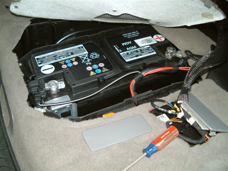 2015 Porsche Cayenne Battery Location