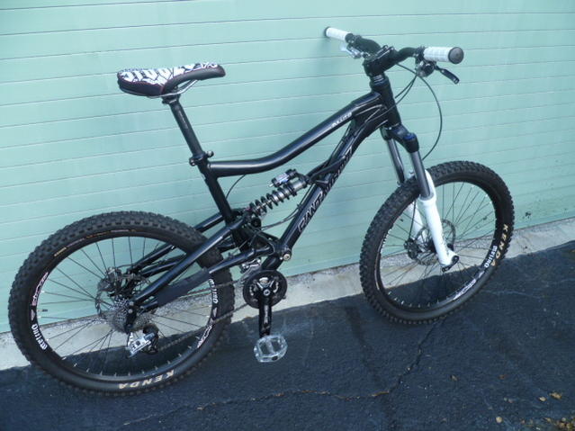 For Sale FS 2008 Santa Cruz Bullit 18