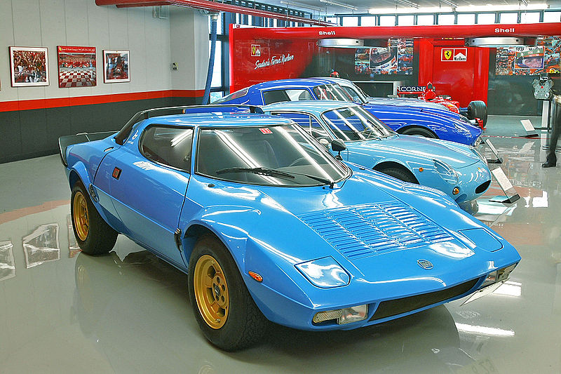 Name:  800px-Lancia_Stratos_HF_001.JPG
Views: 385
Size:  154.6 KB