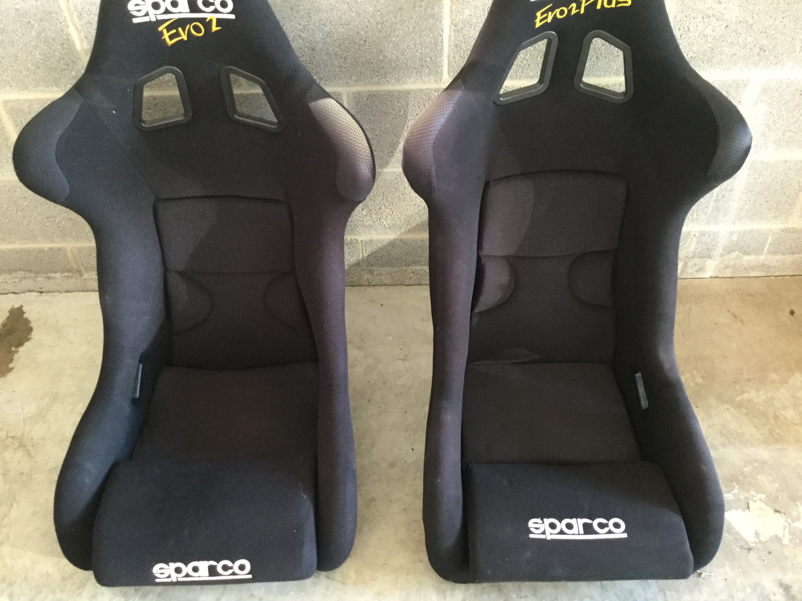 SOLD: Two sparco evo 2 racing seats - Rennlist - Porsche Discussion Forums