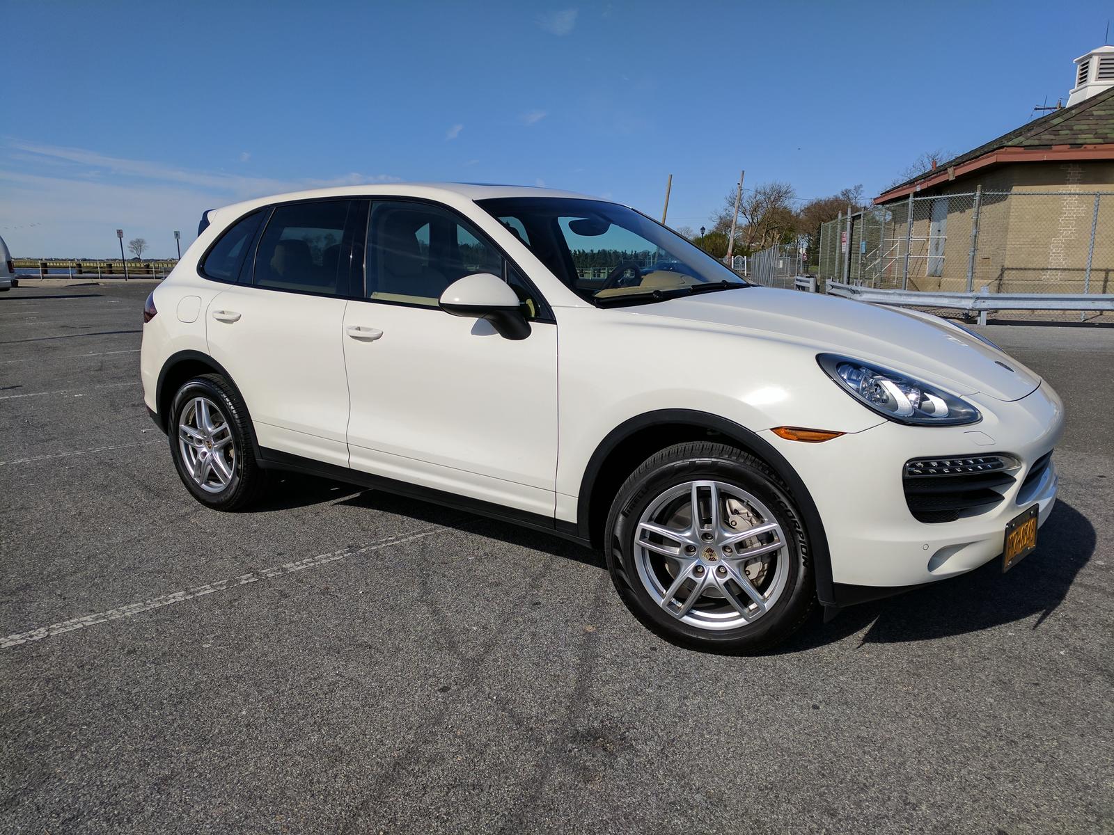 Porsche cayenne s 2012