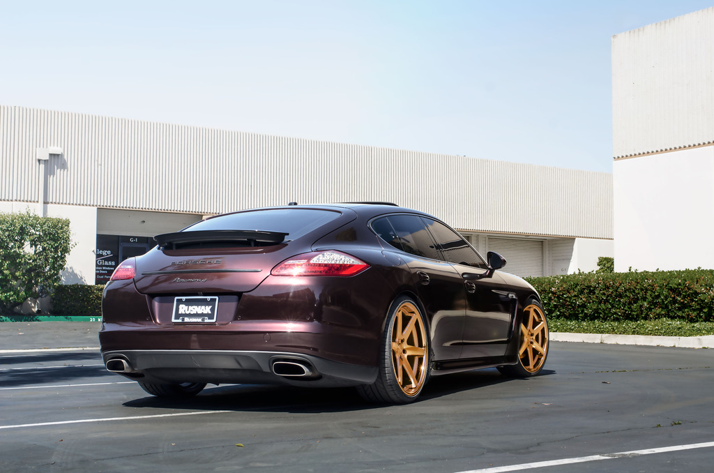 Name:  Porsche-8_zpsum6snyyo.jpg
Views: 1751
Size:  179.6 KB