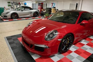 PorscheMania Forum: Targa auto personalizzata