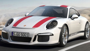 Eye Spy: A Freakin’ Manual in the 2017 Porsche 911 R!