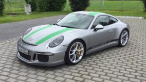 Listen to Chris Harris Take a Porsche 911 R to 180 MPH