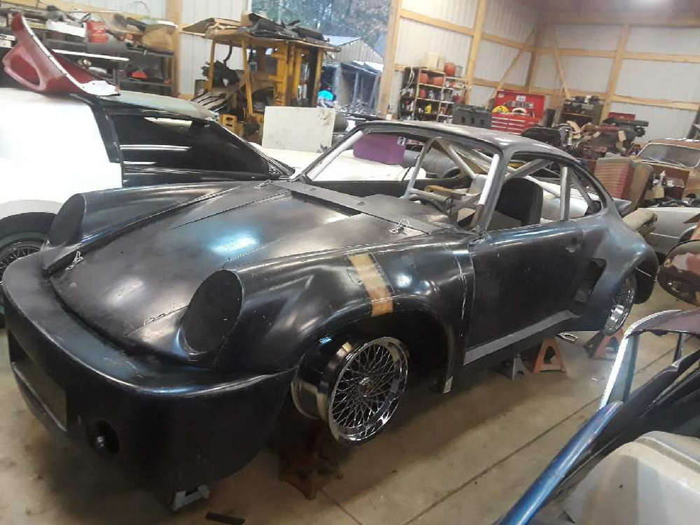 Is this ’72 911 Shell the Perfect Blank Slate?