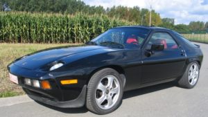 Porsche 928: General Information and Recommended Maintenance Intervals