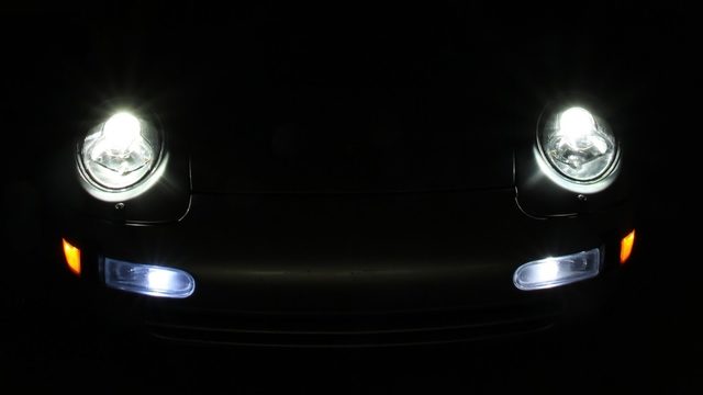 Porsche 993: How to Replace Parking Lights with LEDs
