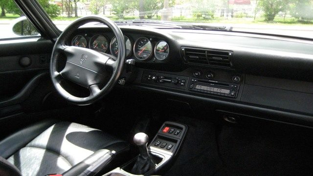 Porsche 993: Why Won’t My Interior Light Go On/Off?