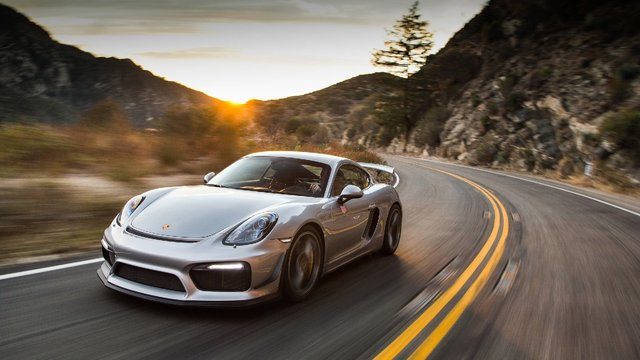 5 Reasons the Cayman GT4 is one of the Best Porsches Ever