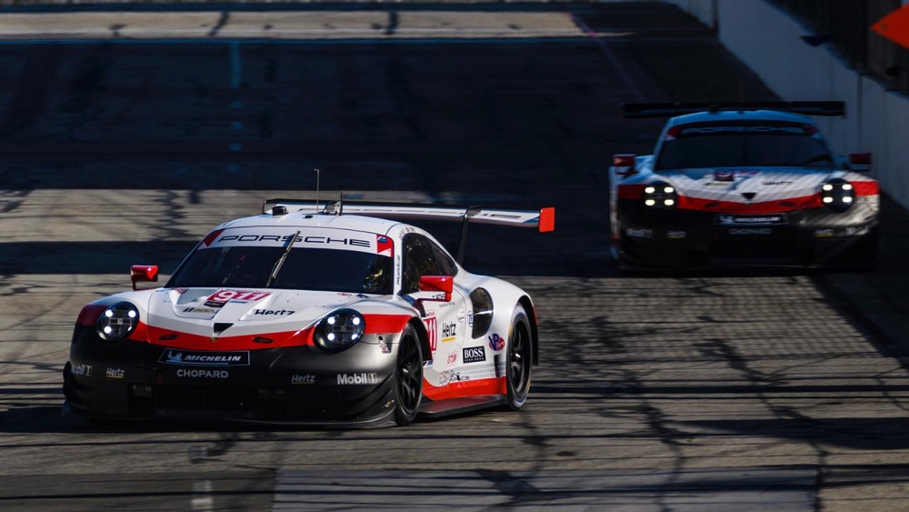 Porsche Locks Out First Grid Row at Long Beach