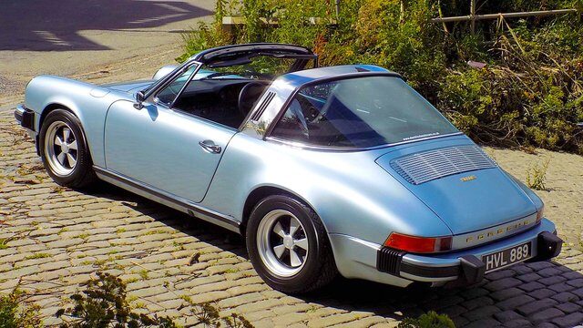 Best of Both Worlds? Classic 911 with Tesla Batteries