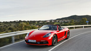 2020 Porsche 718 Boxster T and 718 Cayman T