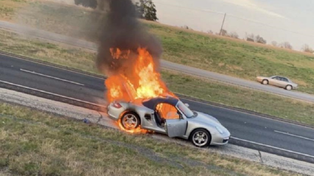 2006 Porsche 987 Boxster fire