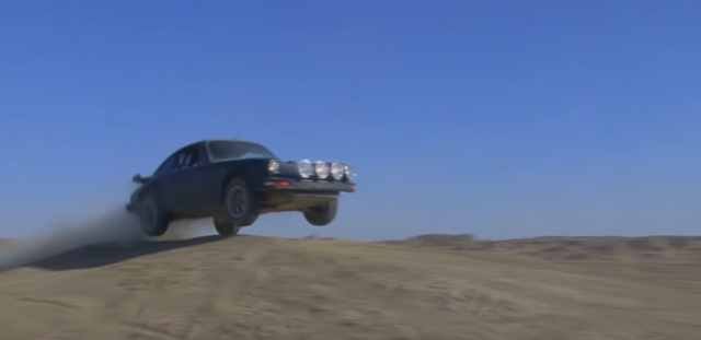 1983 911 SC Tackles Off Road Park in California: Off-road Wednesdays