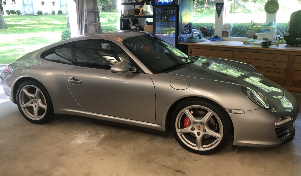 photo of ‘Rennlister’ Selling Tastefully Modified 2010 Porsche 911 Carrera 4S image