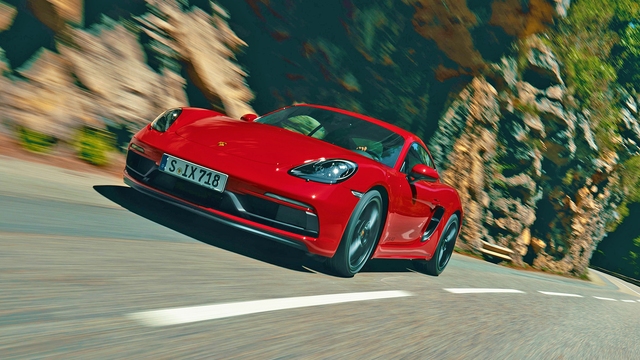 photo of Throwback Thursday: Porsche Appeases Faithful with 4.0 GTS Cayman image