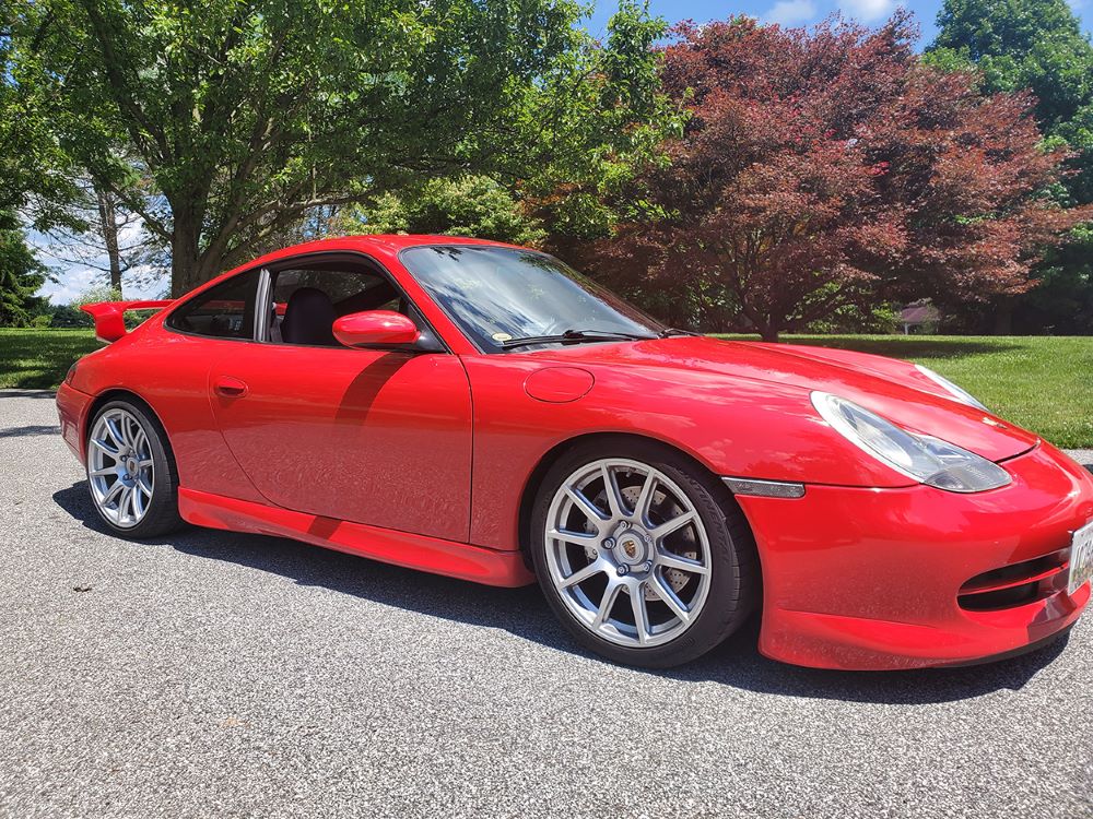 Porsche 996 Carrera 4 Hits the Sweet Spot for One PCA Member