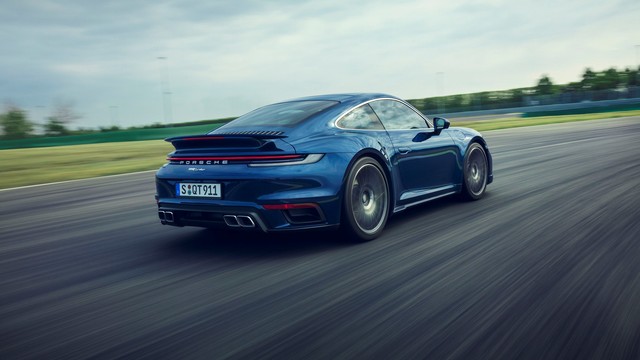 911 Turbo vs Taycan Turbo: How Do They Stack Up?