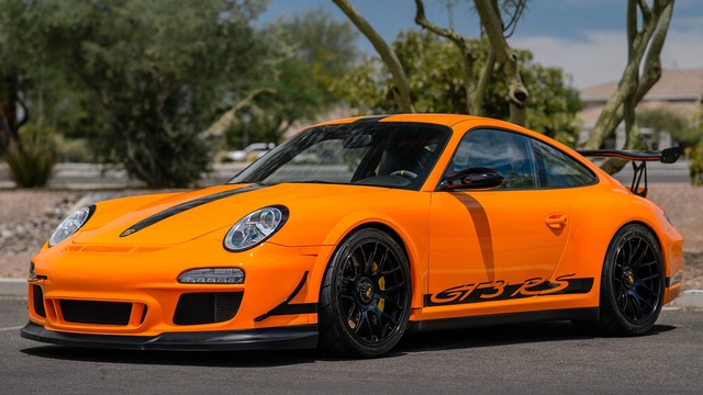 photo of This 2007 997 GT3 RS Was Given New Life Then Transformed image