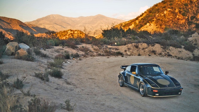 This 1969 Slantnose 912 Belongs on All of Our Bedroom Walls