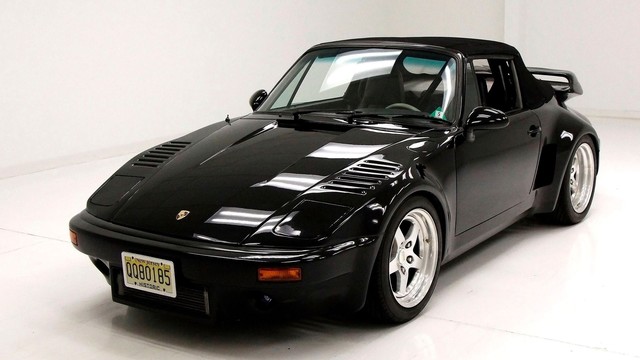 Ultra Clean 1983 911 SC Makes a Case For Simplicity