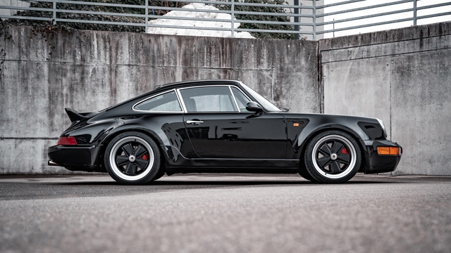 911 964 Turbo Restomod by Ares Design