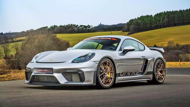 Manthey Racing Tunes the 718 Cayman GT4