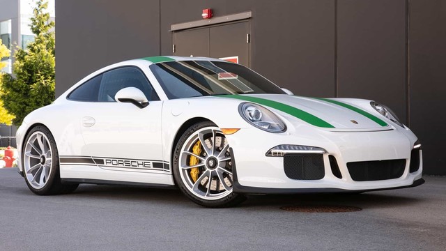 243-Mile Porsche 911 R Heads to Auction Seeking Big Bucks