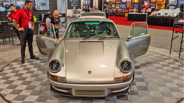 CSF Cooling’s 911 SC from SEMA 2021