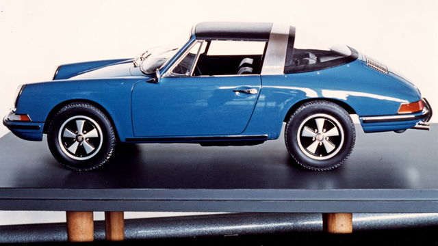 This Amazing Porsche 911 1:5 Scale Model Looks Real