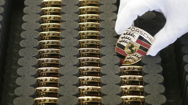 Here’s the Real Story Behind Porsche’s Iconic Crest